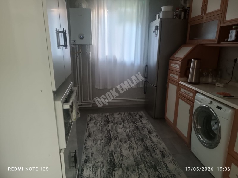 ★ AFYON ÜÇOK EMLAKTAN SALAR KASABASINDA 2+1 90m² SATILIK DOĞALGAZLI MÜSTAKİL EV ★