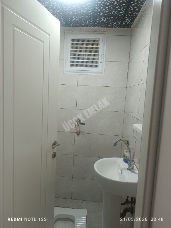 ★ AFYON ÜÇOK EMLAKTAN SALAR KASABASINDA 2+1 90m² SATILIK DOĞALGAZLI MÜSTAKİL EV ★