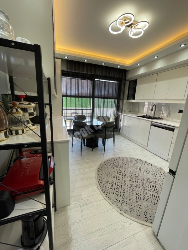 AFYON ÜÇOK EMLAKTAN BEYAZIT MAH 3+1 115M² TEMİZ BAKIMLI GENİŞ SATILIK VİLLA 