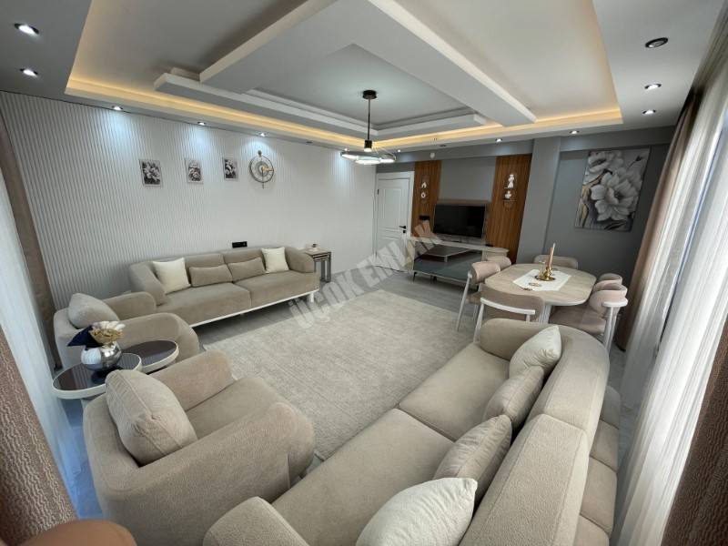 AFYON ÜÇOK EMLAKTAN BEYAZIT MAH 3+1 115M² TEMİZ BAKIMLI GENİŞ SATILIK VİLLA 