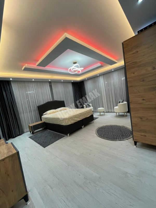 AFYON ÜÇOK EMLAKTAN BEYAZIT MAH 3+1 115M² TEMİZ BAKIMLI GENİŞ SATILIK VİLLA 