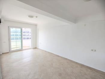 Didim Altınkum’da Denize Yakın Satılık 1+1 Daire | Triton Apartmanı - Bulvar Cepheli