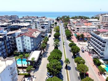 Didim Altınkum’da Denize Yakın Satılık 1+1 Daire | Triton Apartmanı - Bulvar Cepheli
