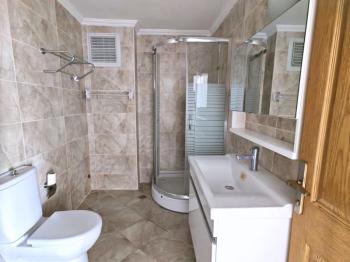 Didim Altınkum’da Denize Yakın Satılık 1+1 Daire | Triton Apartmanı - Bulvar Cepheli