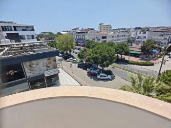 Didim Altınkum’da Denize Yakın Satılık 1+1 Daire | Triton Apartmanı - Bulvar Cepheli