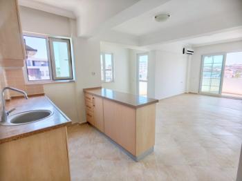 Didim Altınkum’da Denize Yakın Satılık 1+1 Daire | Triton Apartmanı - Bulvar Cepheli