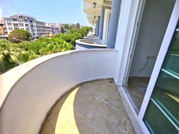 Didim Altınkum’da Denize Yakın Satılık 1+1 Daire | Triton Apartmanı - Bulvar Cepheli