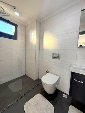 Didim Akbükde Satılık 3+1 Eşyalı Villa
