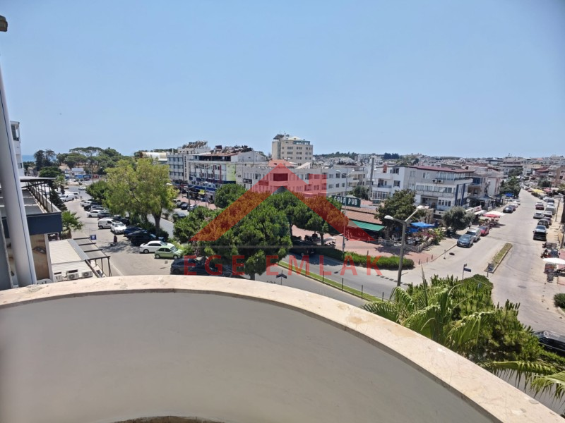Didim Altınkum’da Denize Yakın Satılık 1+1 Daire | Triton Apartmanı - Bulvar Cepheli