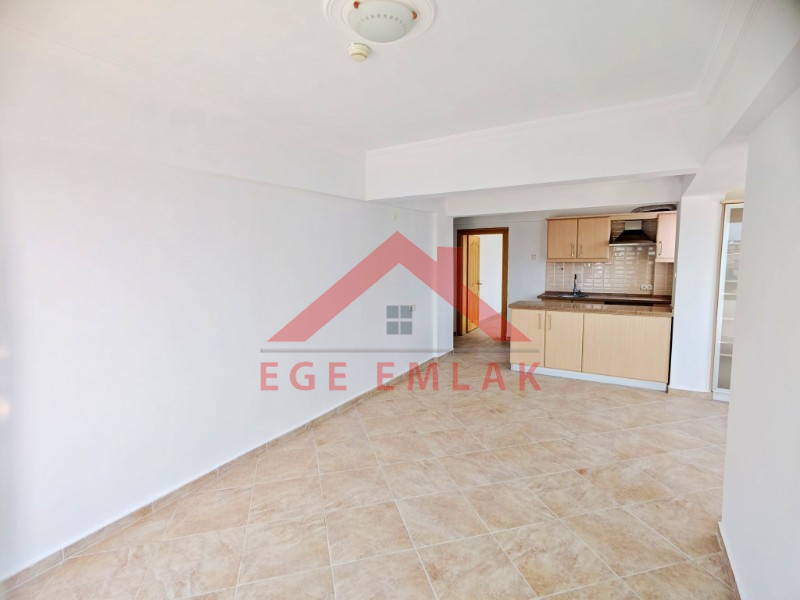 Didim Altınkum’da Denize Yakın Satılık 1+1 Daire | Triton Apartmanı - Bulvar Cepheli