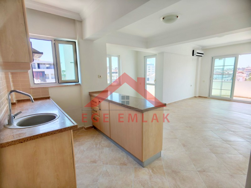 Didim Altınkum’da Denize Yakın Satılık 1+1 Daire | Triton Apartmanı - Bulvar Cepheli