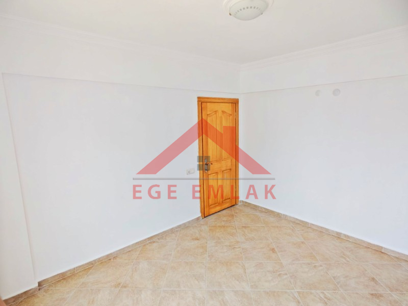 Didim Altınkum’da Denize Yakın Satılık 1+1 Daire | Triton Apartmanı - Bulvar Cepheli