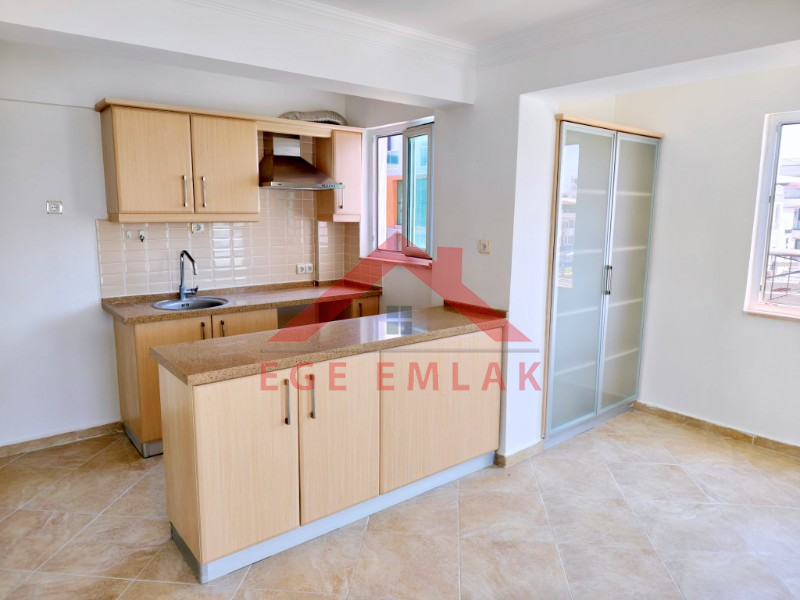 Didim Altınkum’da Denize Yakın Satılık 1+1 Daire | Triton Apartmanı - Bulvar Cepheli