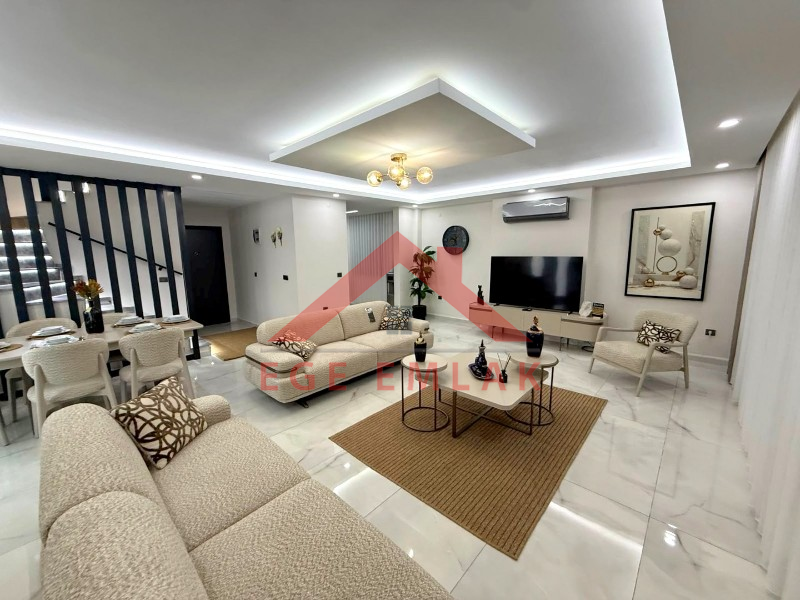 Didim Akbükde Satılık 3+1 Eşyalı Villa