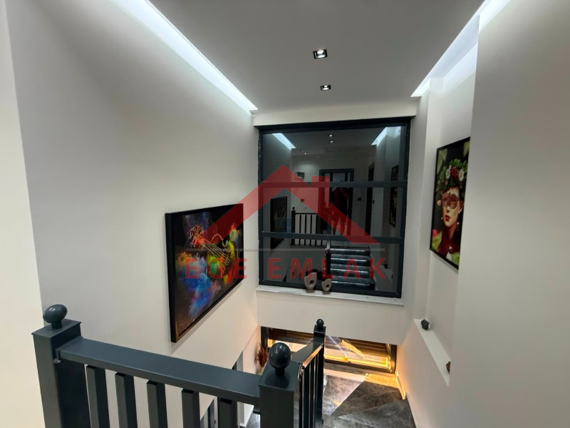 Didim Akbükde Satılık 3+1 Eşyalı Villa