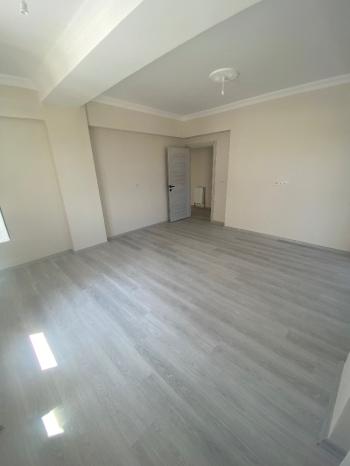 GÜVENAY - ÇORUM ULUKAVAK İKBAL EVLER CİVARI SATILIK DAİRE