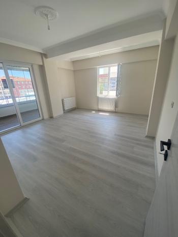 GÜVENAY - ÇORUM ULUKAVAK İKBAL EVLER CİVARI SATILIK DAİRE