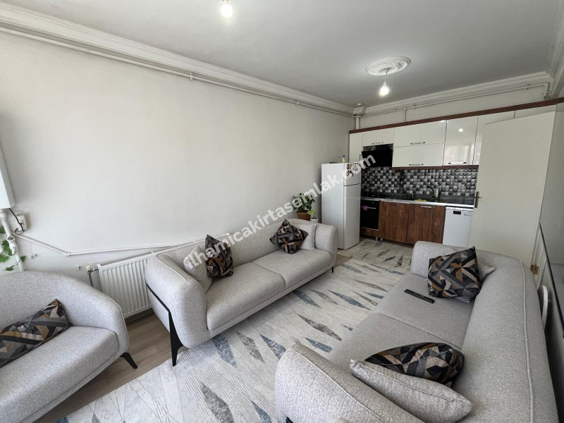 BAHÇIVAN MAHALLESİNDE SATILIK 1+1 DAİRE