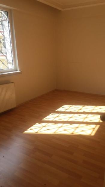 AFYON ÜÇOK EMLAKTAN ESENTEPE MAH KİRALIK 3+1 TEMİZ BAKIMLI DAİRE