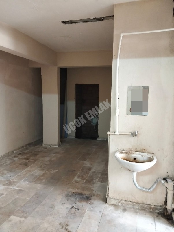 ⦉ AFYON ÜÇOK EMLAKTAN MAREŞAL FEVZİ ÇAKMAK MAH 220M² KİRALIK DEPO ⦊