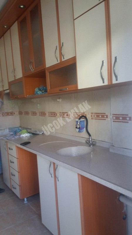 AFYON ÜÇOK EMLAKTAN ESENTEPE MAH KİRALIK 3+1 TEMİZ BAKIMLI DAİRE
