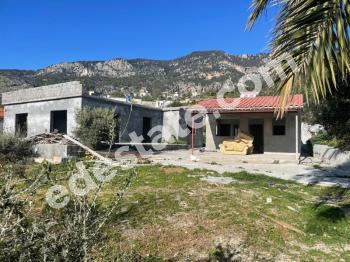 Girne Kozanköy'de Satılık 3+1 Bitmeye Yakın Müstakil Ev