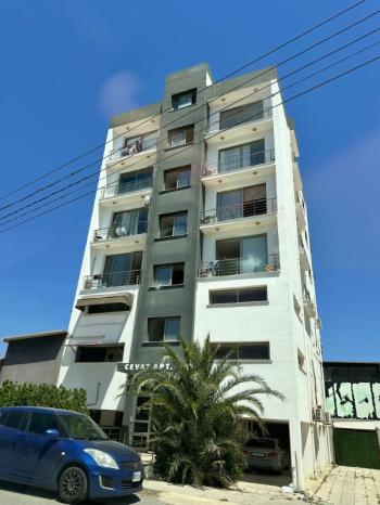 KÜÇÜK KAYMAKLI' DA TÜRK MALI SATILIK DAİRE