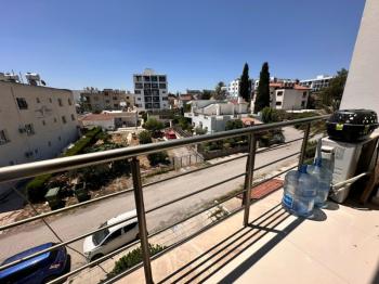 KÜÇÜK KAYMAKLI' DA TÜRK MALI SATILIK DAİRE