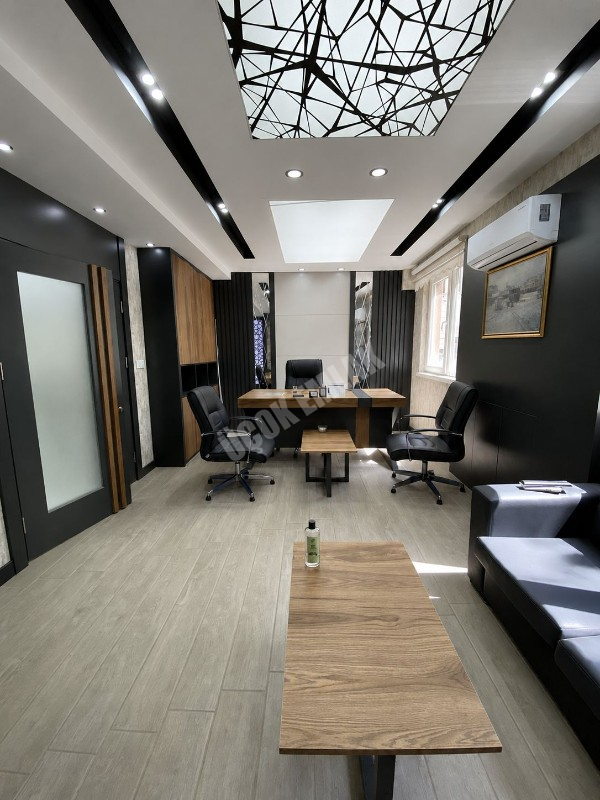 AFYON ÜÇOK EMLAKTAN MECİDİYE MAH 300M² CADDE ÜZERİNDE İŞLEK DÜKKAN 