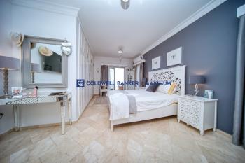 Girne Karşıyaka'da Satılık Lüks Villa 