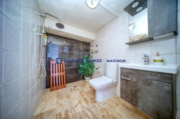 Girne Karşıyaka'da Satılık Lüks Villa 