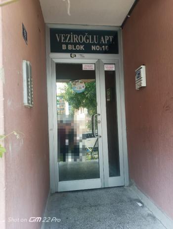 AFYON ÜÇOK EMLAKTAN DUMLUPINAR MAH KİRALIK 3+1 MERKEZİ KONUMDA DAİRE