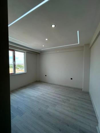 AFYON ÜÇOK EMLAKTAN ALİ İHSAN PAŞA MAH SIFIR EBEVEYN BANYOLU  3+1 115M² SATILIK LÜX DAİRELER 