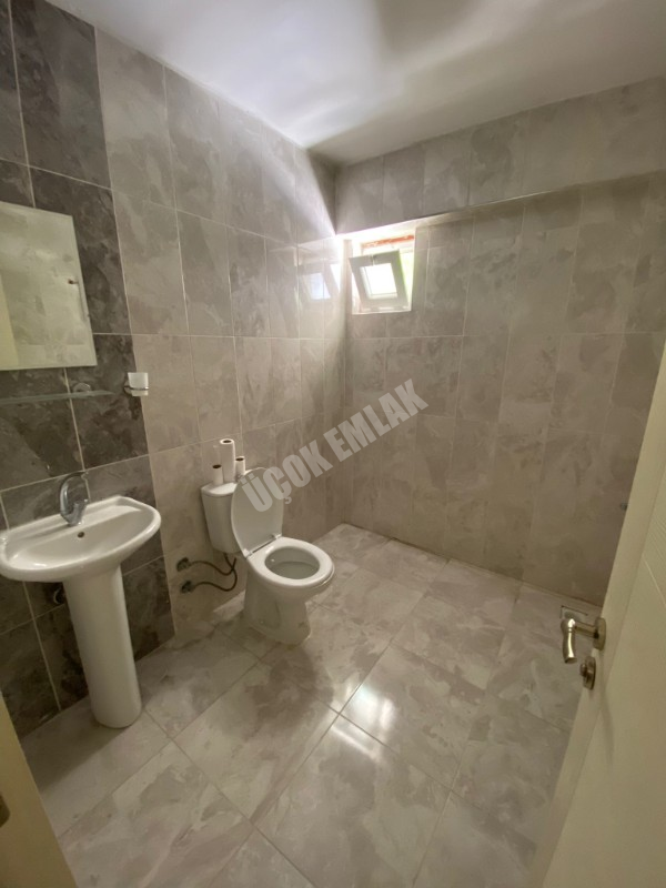 * AFYON ÜÇOK EMLAKTAN ERENLER MAH 1+1 45M² FULL EŞYALI KİRALIK DAİRE *