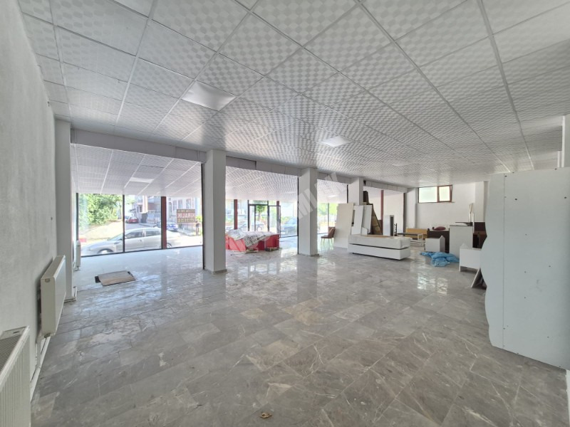 * AFYON ÜÇOK EMLAKTAN SAHİPATA MAH 260M² ZEMİN KAT İŞLEK CADDE ÜZERİ KİRALIK DÜKKAN *