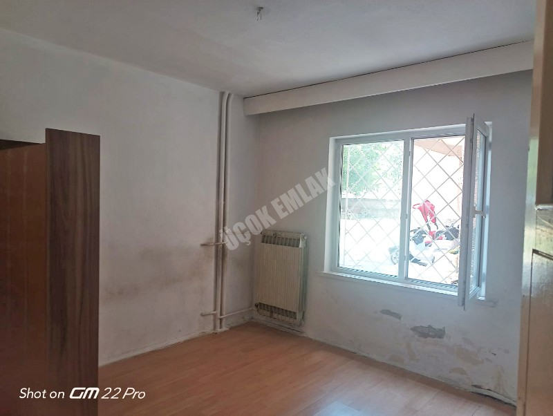 AFYON ÜÇOK EMLAKTAN DUMLUPINAR MAH KİRALIK 3+1 MERKEZİ KONUMDA DAİRE