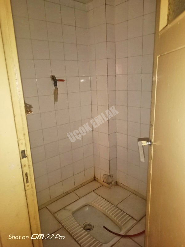 AFYON ÜÇOK EMLAKTAN DUMLUPINAR MAH KİRALIK 3+1 MERKEZİ KONUMDA DAİRE