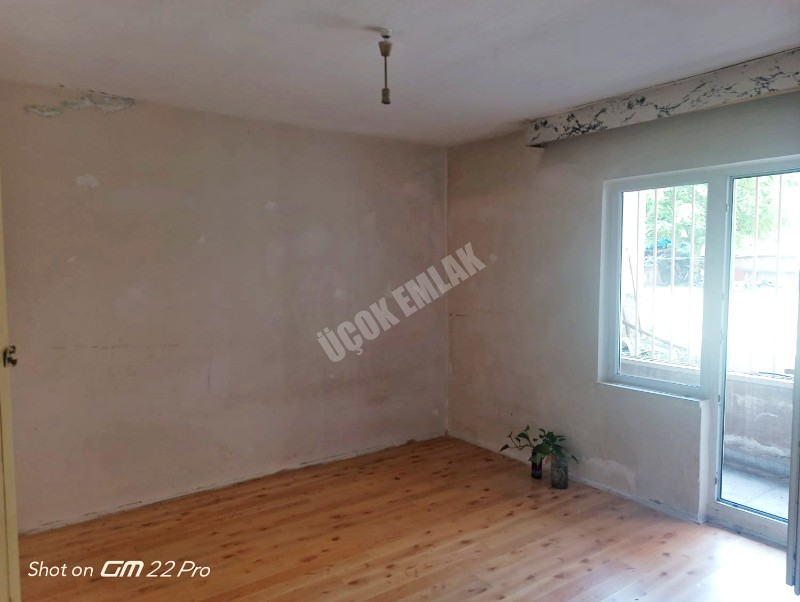 AFYON ÜÇOK EMLAKTAN DUMLUPINAR MAH KİRALIK 3+1 MERKEZİ KONUMDA DAİRE