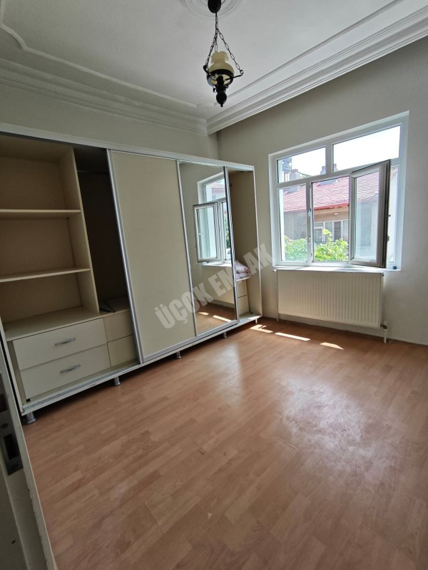 * AFYON ÜÇOK EMLAKTAN KANLICA MAH 3+1 110M² TEMİZ BAKIMLI KİRALIK DAİRE *