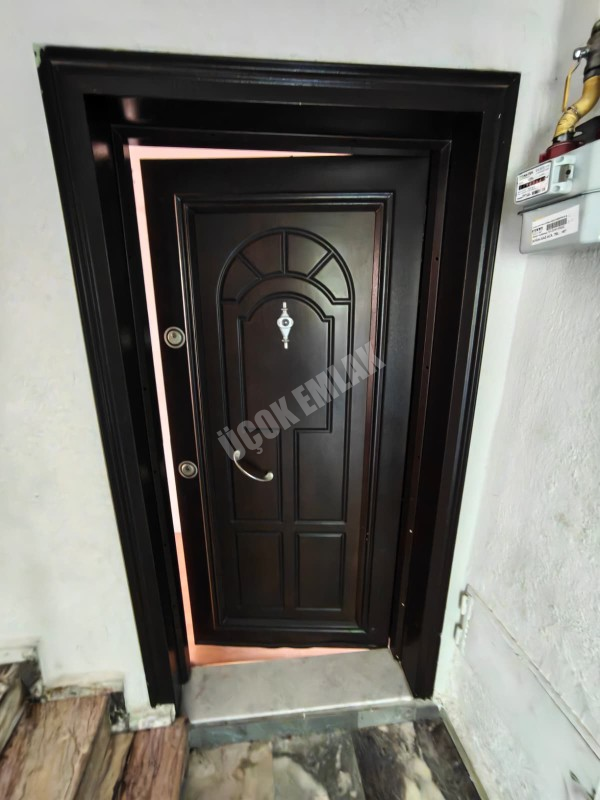 * AFYON ÜÇOK EMLAKTAN KANLICA MAH 3+1 110M² TEMİZ BAKIMLI KİRALIK DAİRE *