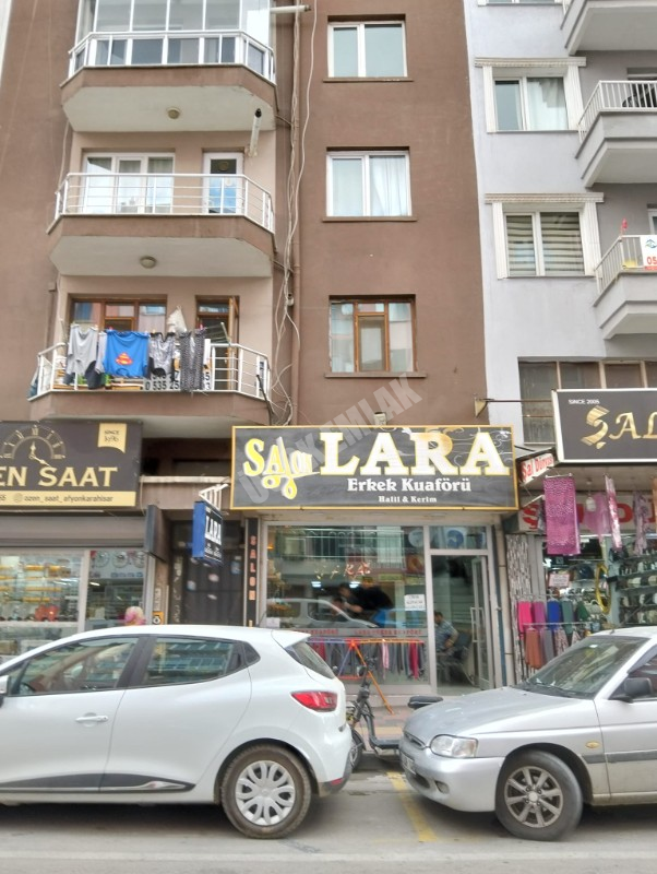 * AFYON ÜÇOK EMLAKTAN AMBARYOLU'NDA 2+1 115M² TEMİZ BAKIMLI MERKEZİ KONUMDA SATILIK DAİRE * 