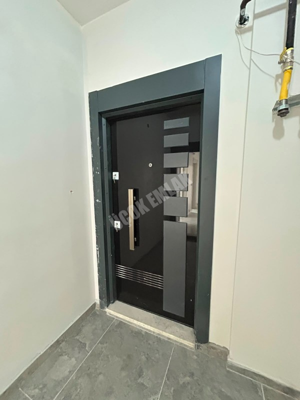 AFYON ÜÇOK EMLAKTAN ALİ İHSAN PAŞA MAH SIFIR EBEVEYN BANYOLU  3+1 115M² SATILIK LÜX DAİRELER 