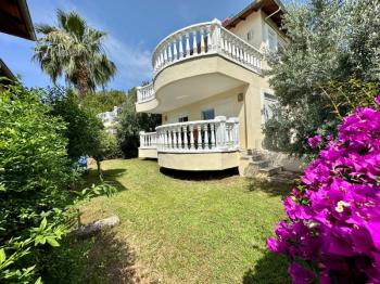 SATILIK MÜSTAKİL VİLLA TEPE ALANYA