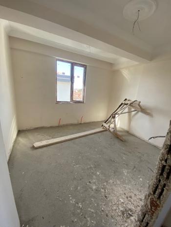 GÜVENAY - ÇORUM SUNGURLU DEVLET HASTANESİ CİVARI YOLA CEPHE 3+1 SIFIR SATILIK DAİRE 