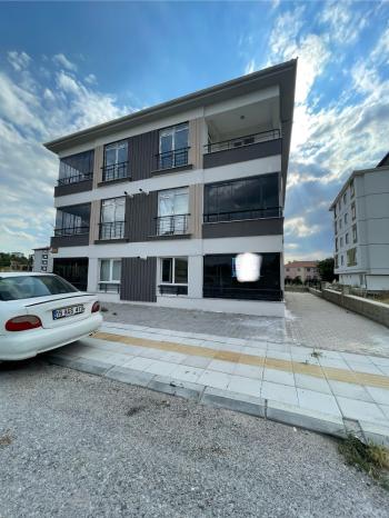 Güvenay - Çorum Gülabibey Mah. Kapaklı da Satılık 2+1 Daire 