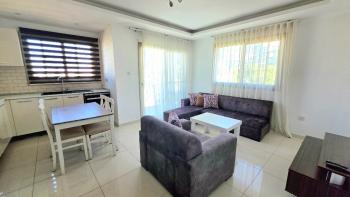 KKTC Girne Merkezde Muhteşem Konumda Satılık 2+1 Eşyalı Daire
