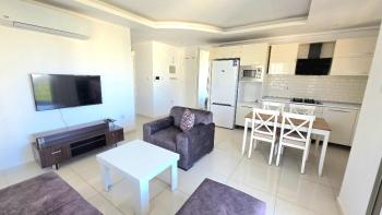 KKTC Girne Merkezde Muhteşem Konumda Satılık 2+1 Eşyalı Daire