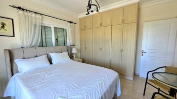 KKTC Girne Alsancakta Meritlere Yakın Fırsat Satılık 3+1 Havuzlu Villa