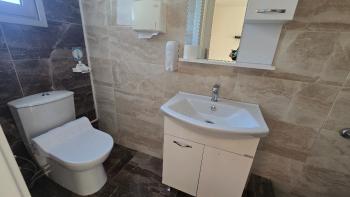  KARAOĞLANOĞLU'NDA KİRALIK PRESTİJLİ TİCARİ ALAN | 180 m² | 2 KATLI | 5 OTOPARKLI | BÜYÜMEYE AÇIK İŞLETMELER İÇİN FIRSAT