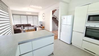 Girne/Karaoğlanoğlu Lilium Sitesinde Satılık 2+1 Eşyalı Villa